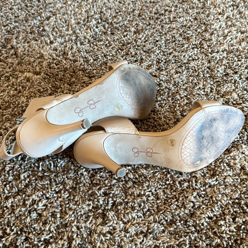 Jessica Simpson Heels - Picture 4 of 4